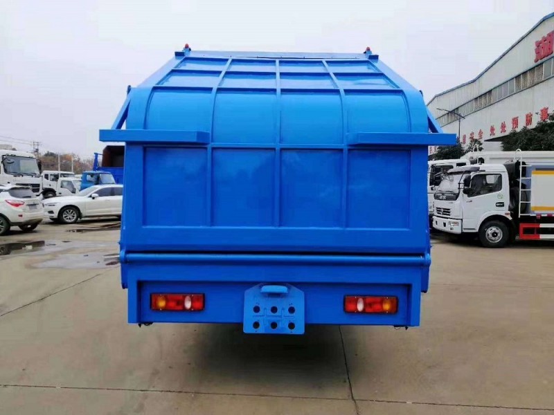 東風153G壓縮垃圾車(10-14方)