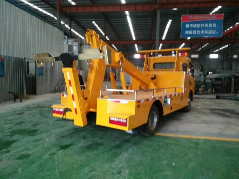 東風(fēng)大多利卡一拖一清障車(chē)