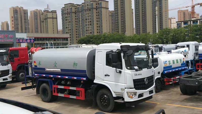 10噸抑塵車(chē) 10噸抑塵車(chē)圖片