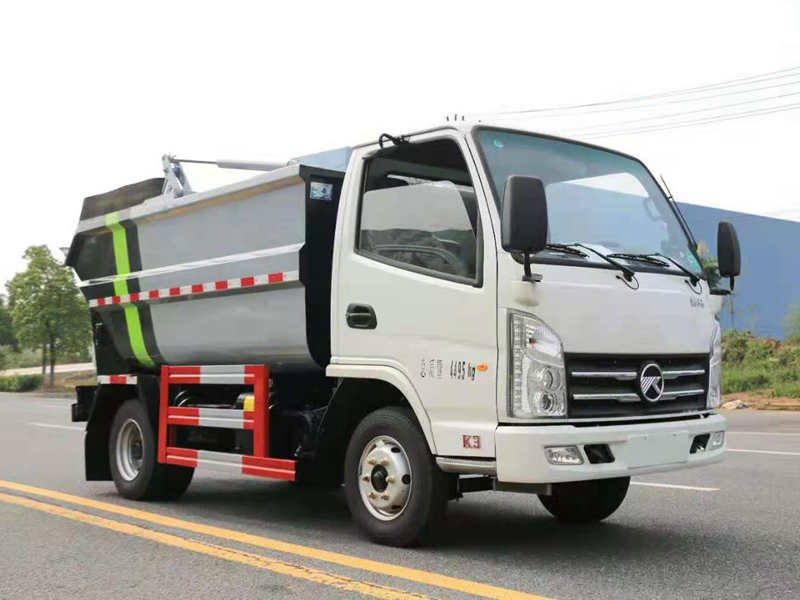 凱馬后掛桶垃圾車(chē)