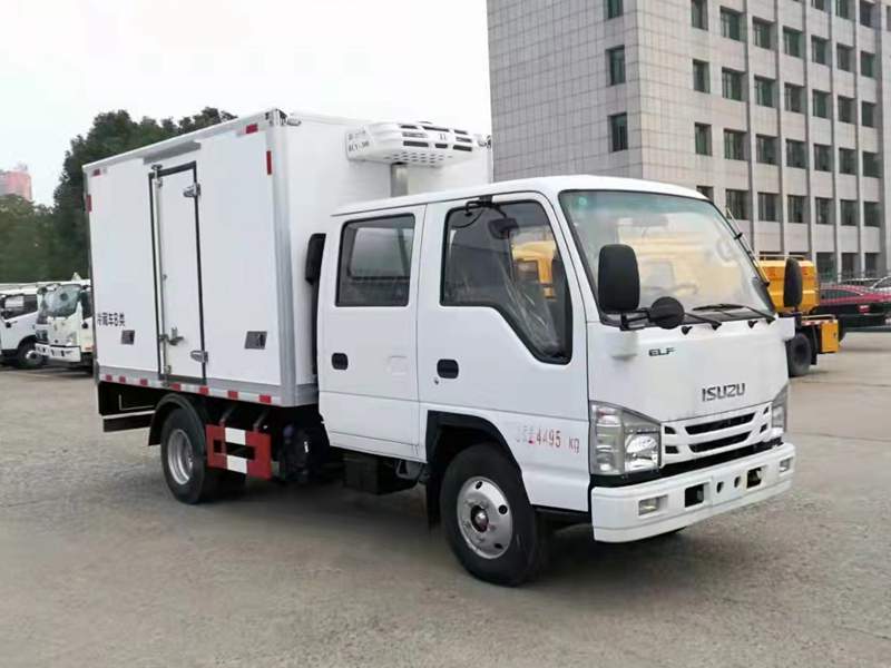 五十鈴雙排座冷藏車